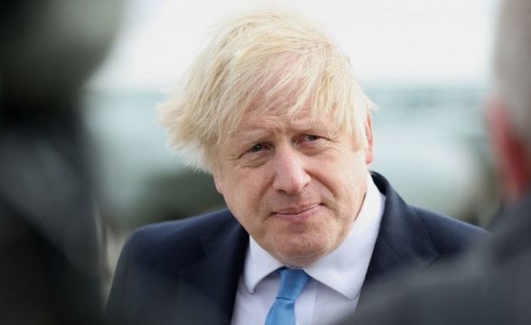 Джонсон заявил, что Британия вводит санкции против российского банка ВТБ и “Аэрофлота”