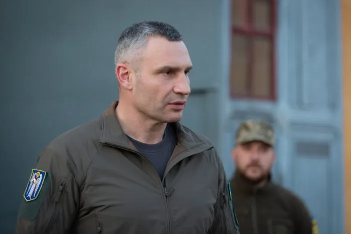 Кличко та Єрмак розкрили подробиці удару по центру Києва: що відомо