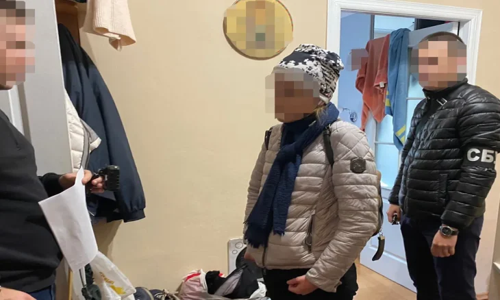 У Києві СБУ викрила викладачку, що поширювала проросійські наративи