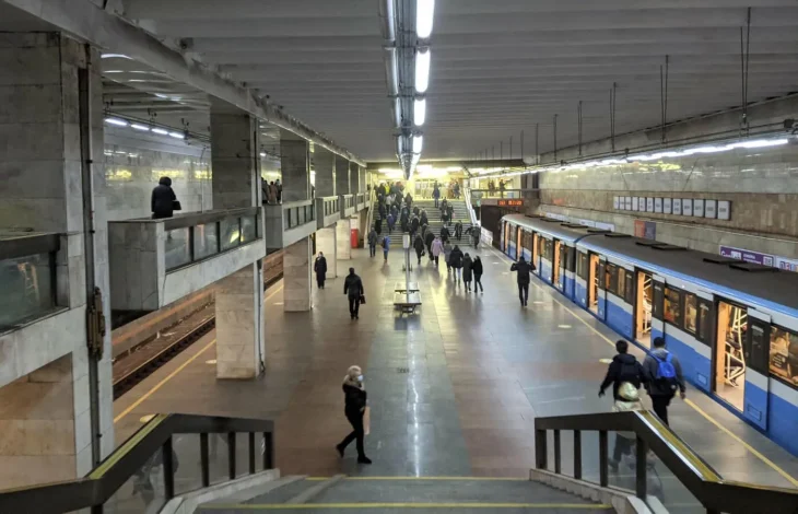 Кияни поскаржились владі на транспортне сполучення з метро