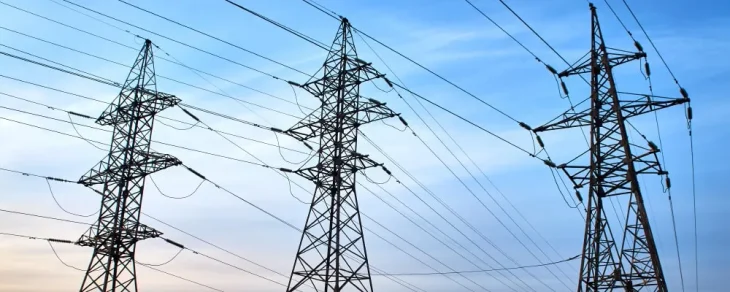 На Київщині почали міняти аварійні електромережі: що зміниться