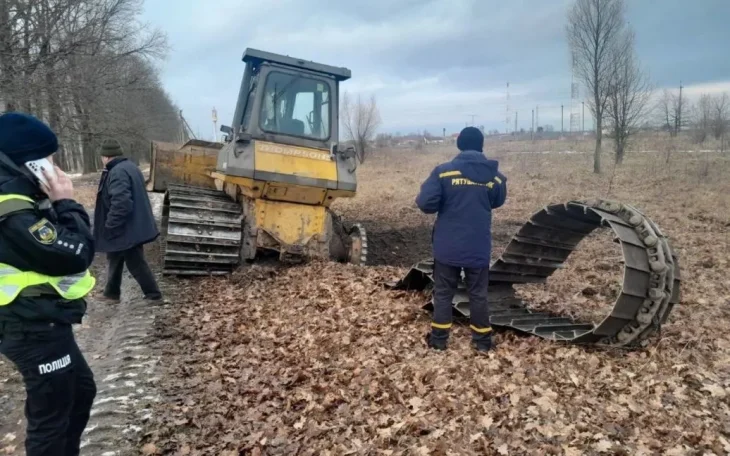 Під Києвом тракторист підірвався на російській протитанковій міні