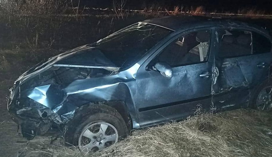 У Київській області п’яний водій з’їхав у кювет та понівечив авто