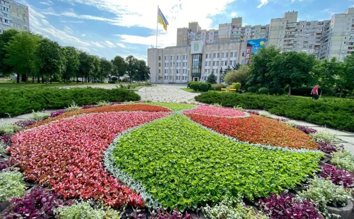 На сквер біля райдержадміністрації у Києві витратять мільйони