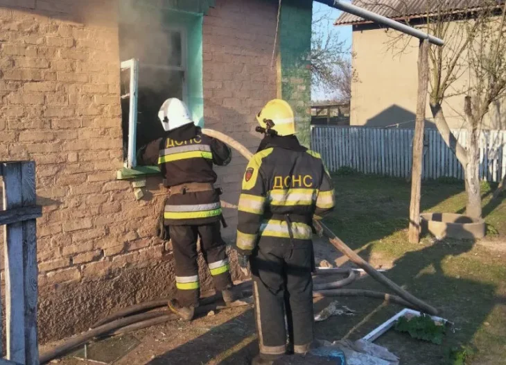 У Київській області охопило вогнем житловий будинок