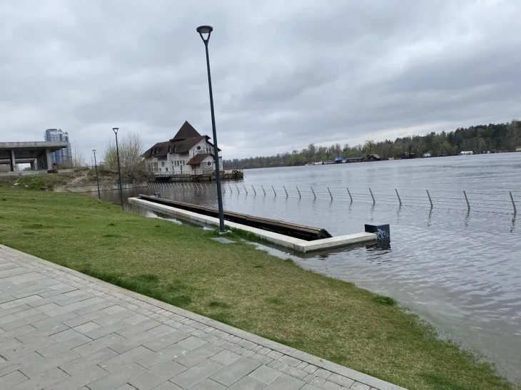 Затоплення Києва: рівень води у Дніпрі став майже критичним