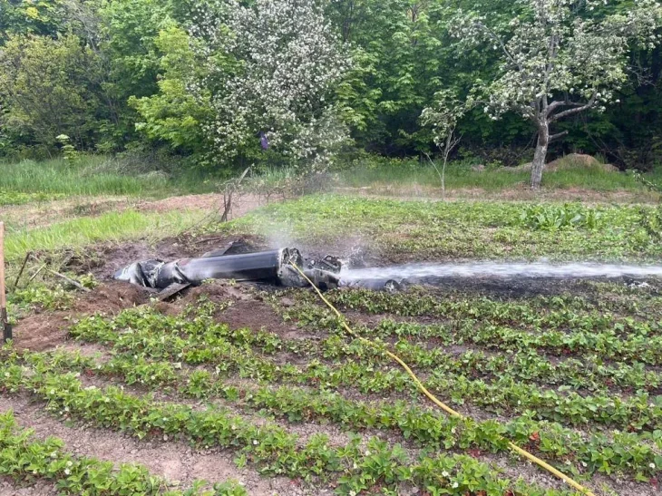 Ракетний удар по Києву: у МВС показали ракету, що впала у двір (Фото)