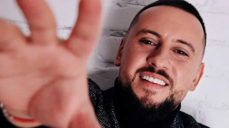 Те, від чого без тями: MONATIK переклав свій хіт (відео)