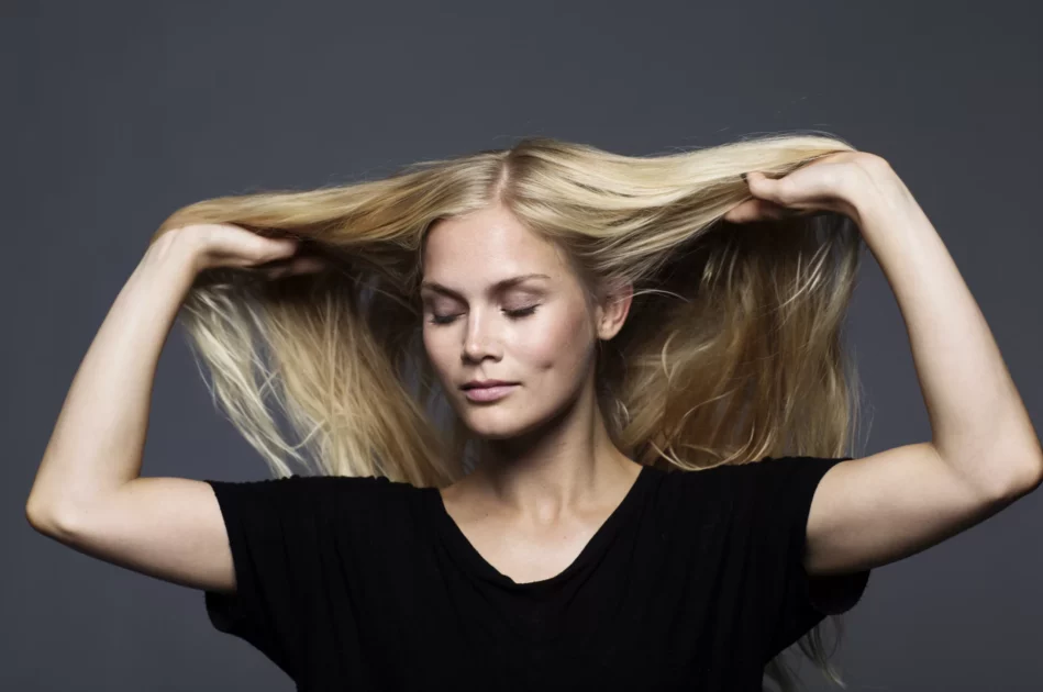 Стрес і випадіння волосся: таємниці зв’язку