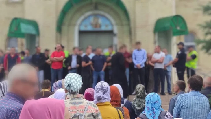У Київській області під час переходу вірян до ПЦУ розгорівся конфлікт