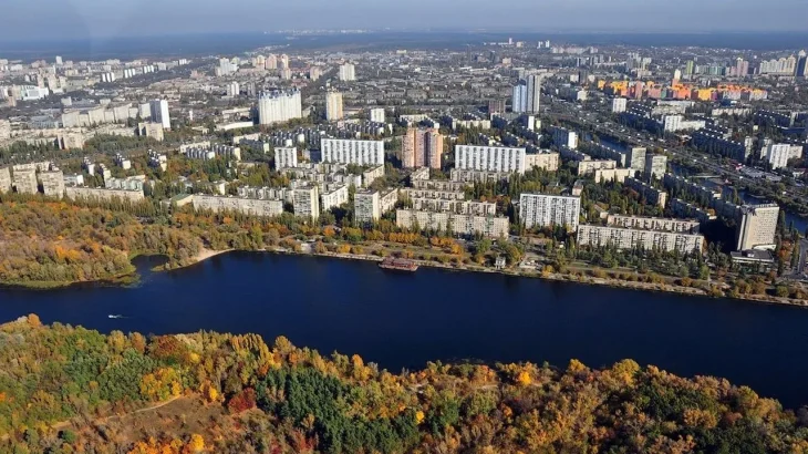 У Києві на Воскресенці повністю перекриють рух транспорту (Карта)