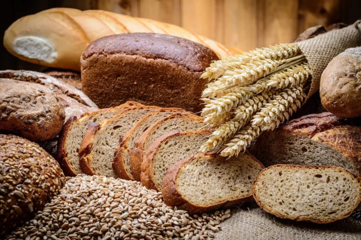 Хліб та народні вірування: як відношення до продукту впливає на долю