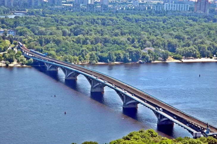 Міст Метро у Києві планують відремонтувати: деталі