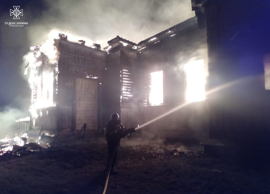 У Київській області розслідують пожежу в церкві (ФОТО)