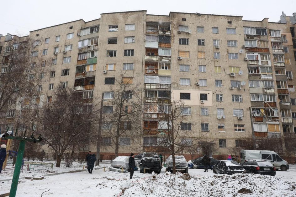 У Київській області триває відновлення пошкодженого обстрілами житла