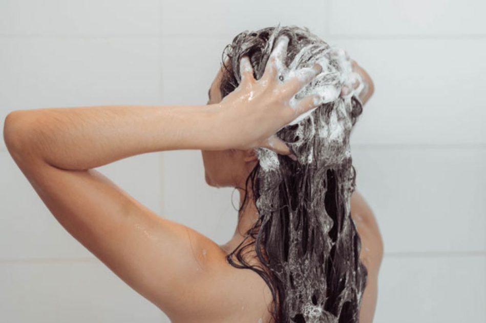 3 головні правила, як помити голову вдома якісно, як у салоні краси