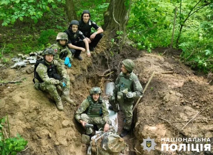 Частину новітньої крилатої ракети виявили в одному з районів Києва (ФОТО, ВІДЕО)