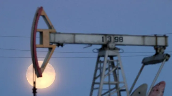 Країни G7 розмірковують над зміною «стелі цін» для російської нафти – ЗМІ