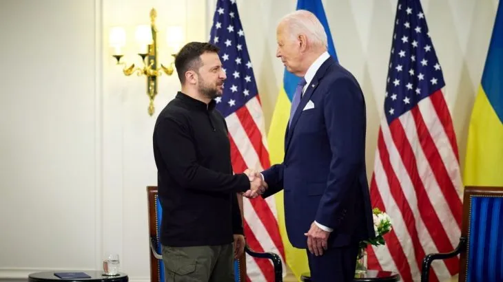 Зеленський і Байден провели телефонні переговори. Обговорювали останні санкції США проти РФ