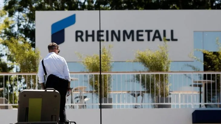 Президент обговорив із головою Rheinmetall можливості виробництва боєприпасів 155 мм в Україні