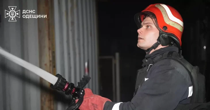 Вночі російські дрони атакували Одещину: жертви та руйнування