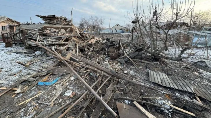 Обстріл автівки «Нової пошти» під Покровськом: постраждав водій