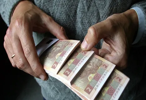 У магазинах можуть не приймати частину гривен через пошкодження
