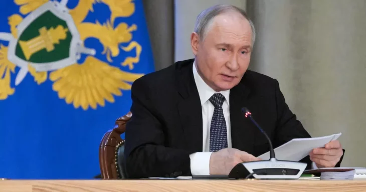 Путін пропонує ввести в Україні тимчасову адміністрацію для нових виборів