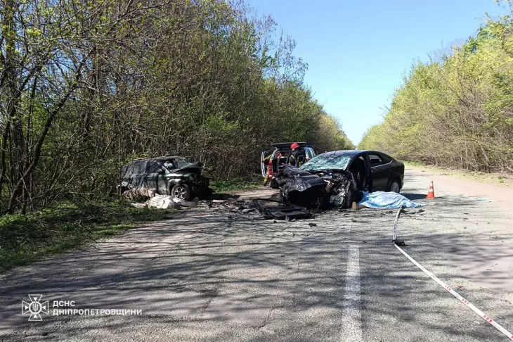 Троє загиблих у ДТП на Дніпропетровщині: подробиці трагедії