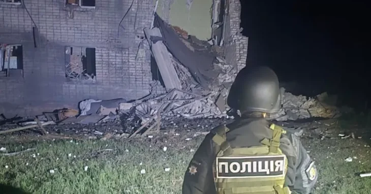 Атака ворожих БПЛА на Харків: постраждали люди та виникли пожежі