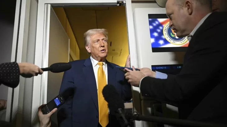 Трамп назвав російський удар по Сумам помилкою рашистів та прокоментував війну в Україні