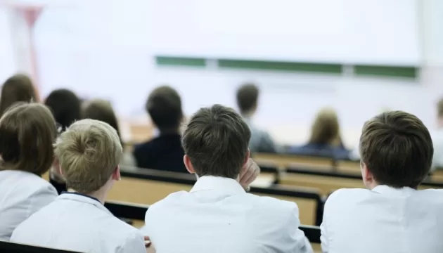 17% студентів не повернулися в Україну за програмою обміну
