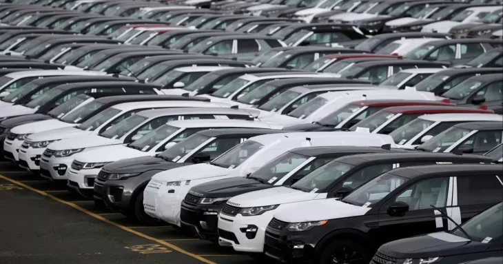 Автовиробники призупиняють експорт автомобілів до США через нові тарифи