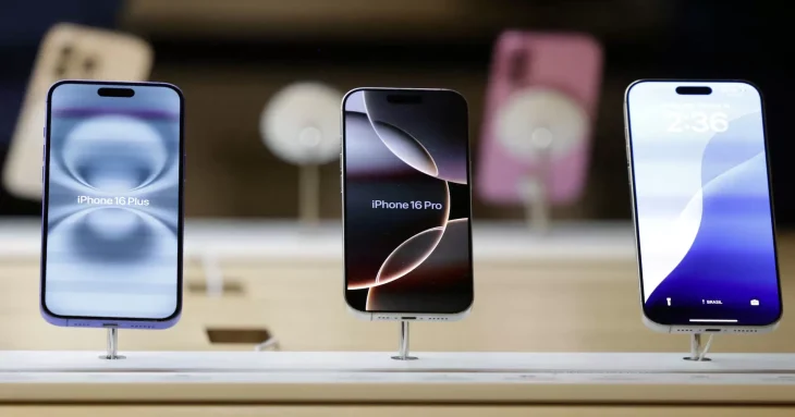 Чи подорожчає iPhone до 2300 доларів через тарифи Трампа?
