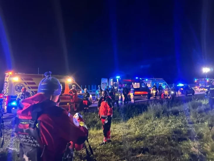 В Польщі автобус з американськими солдатами з’їхав у кювет: є постраждалі