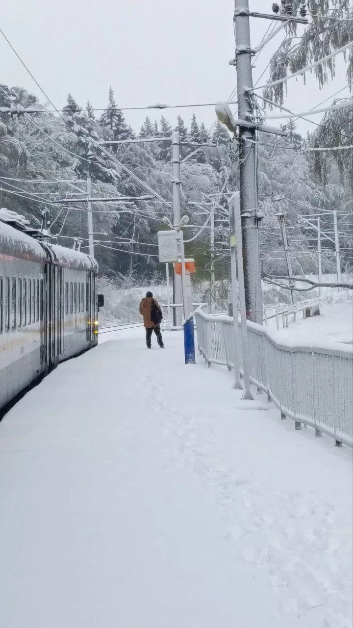 Більше ніж 18 тисяч людей залишаються без світла в Підмосков’ї через снігопади