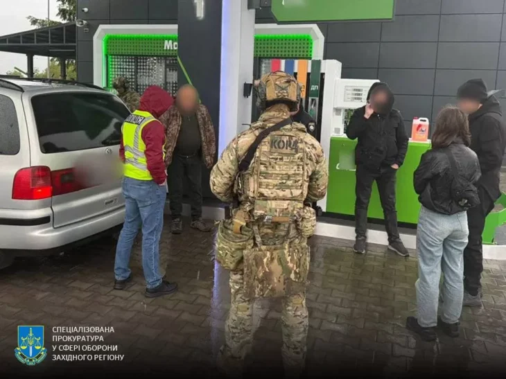 На Тернопільщині викрили організовану групу, що переправляла військових за кордон