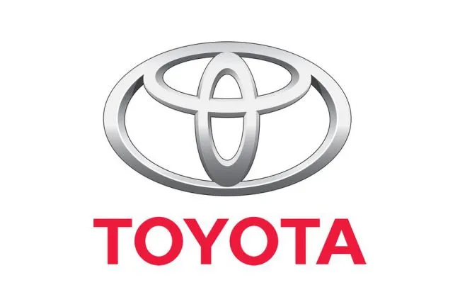 Продаж нових авто в Україні: кількість та лідери квітня 2025 року