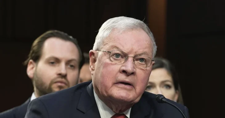 Медведєв натякає на Третю світову, Трамп відповідає: ‘Це безвідповідально’