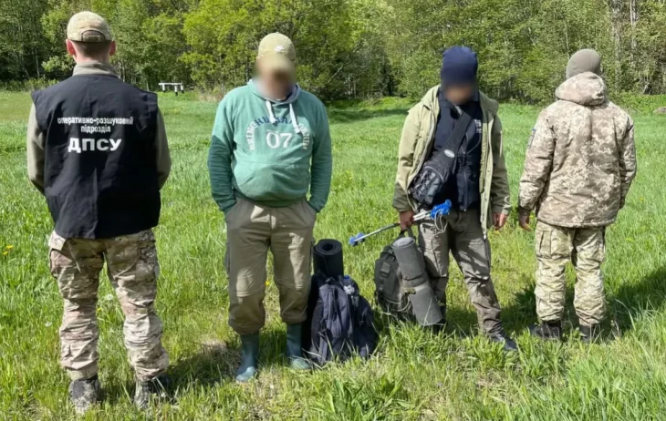 Туристи з Чернівецької області затримані на кордоні з Румунією