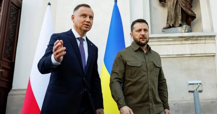 Зеленський нагородив Анджея Дуду орденом Свободи за зміцнення співпраці між Україною та Польщею