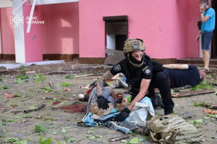 ДСНС показала наслідки авіаудару КАБ по дитячій залізниці у Харкові