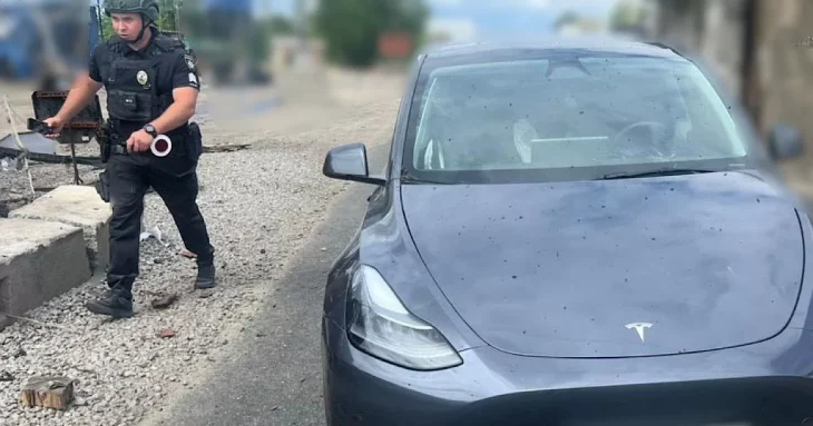 Атака дронами та артилерією на Нікопольський район: поранено шістьох поліцейських і місцевого жителя
