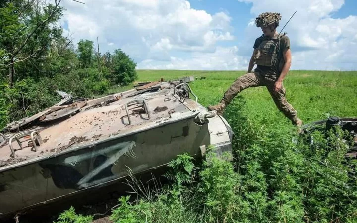 Втрати росії за добу: ЗСУ ліквідували 930 солдатів і знищили десятки одиниць техніки