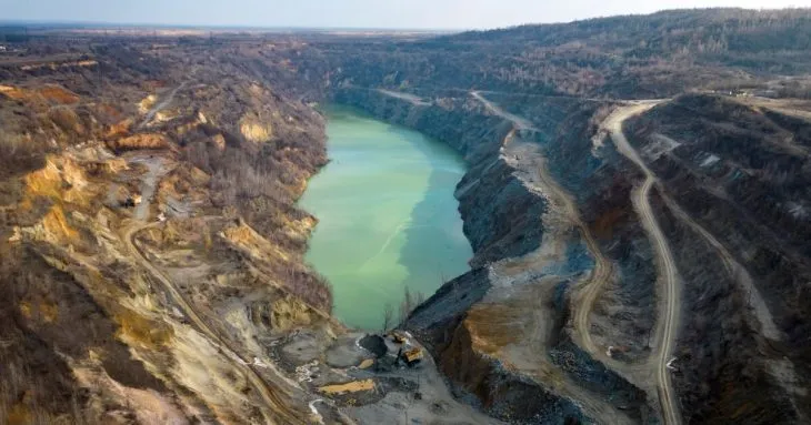 ЄС затвердив 13 стратегічних проєктів із сировини: серед них родовище графіту в Україні