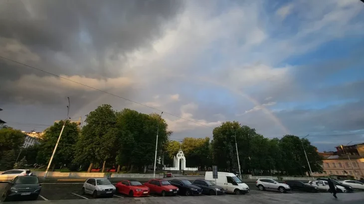 Погода в Україні: дощі та зниження температури очікуються наприкінці тижня