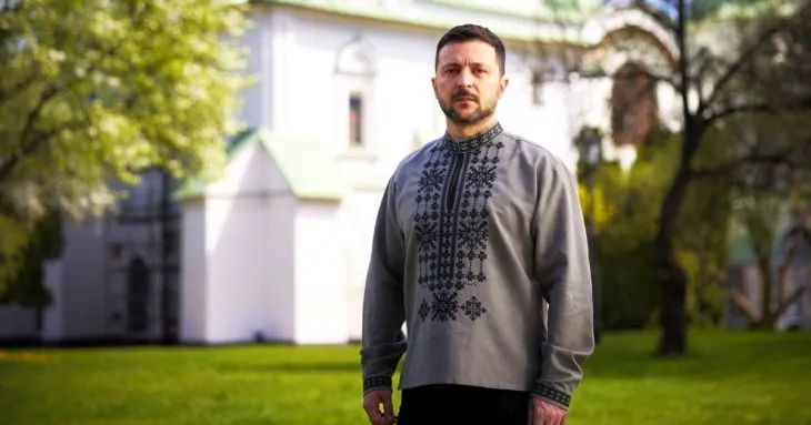 Володимир Зеленський звернувся до українців з нагоди Дня Конституції