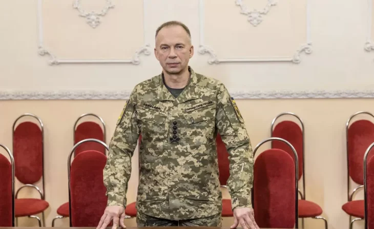 Олександр Сирський заперечив відставку через вік і готовність зробити 100 відтискань