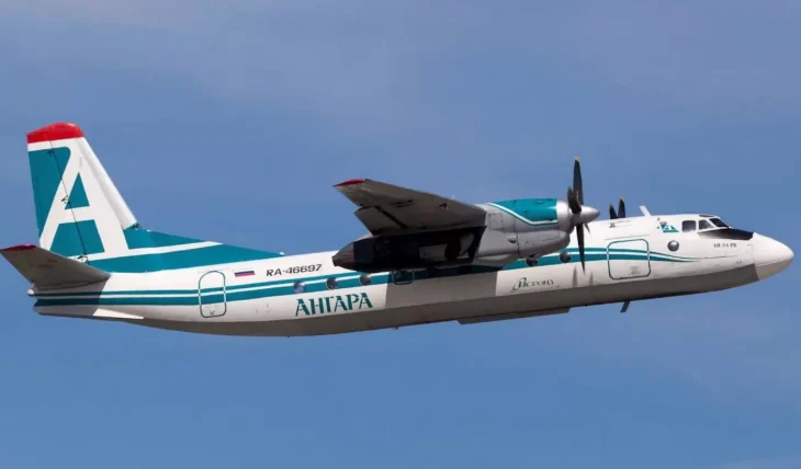 У росії розбився пасажирський літак Ан-24 із десятками людей на борту