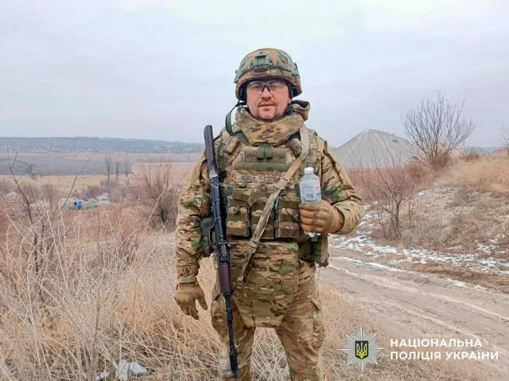 Київський поліцейський Тарас Борович відновлюється після поранення, щоб знову повернутись на передову
